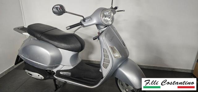 Motos Bikes Vespa 
