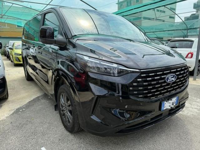 Ford Tourneo Custom 