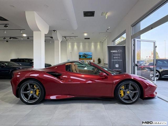 Ferrari F8 
