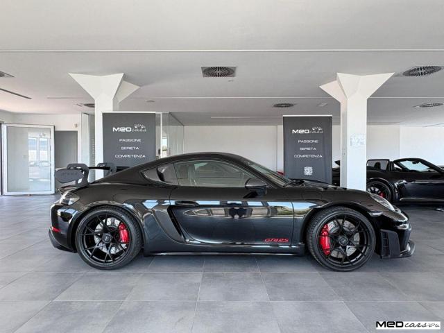 Porsche 718 Cayman 