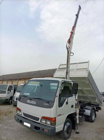 Isuzu Npr Cassone Ribaltabile E Gru 