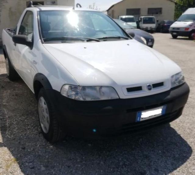 Fiat Strada 1.9 Jtd 