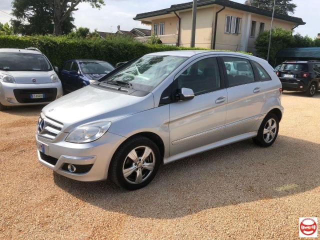 Mercedes Benz