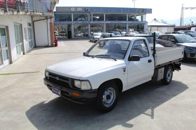 Toyota Hilux 2.5 Extra Cab 