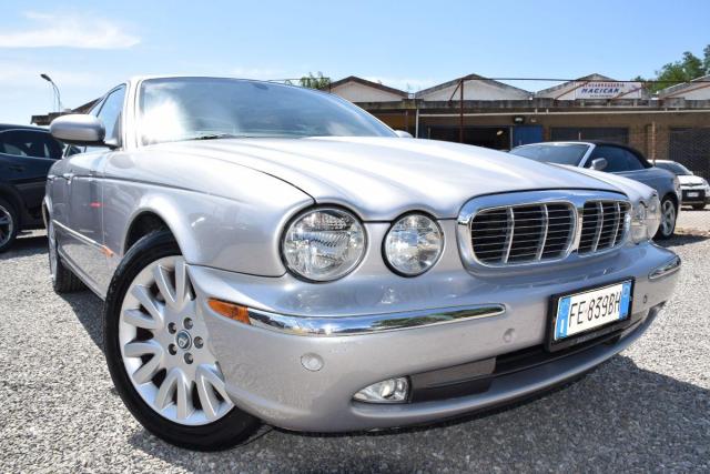 Jaguar Xj 
