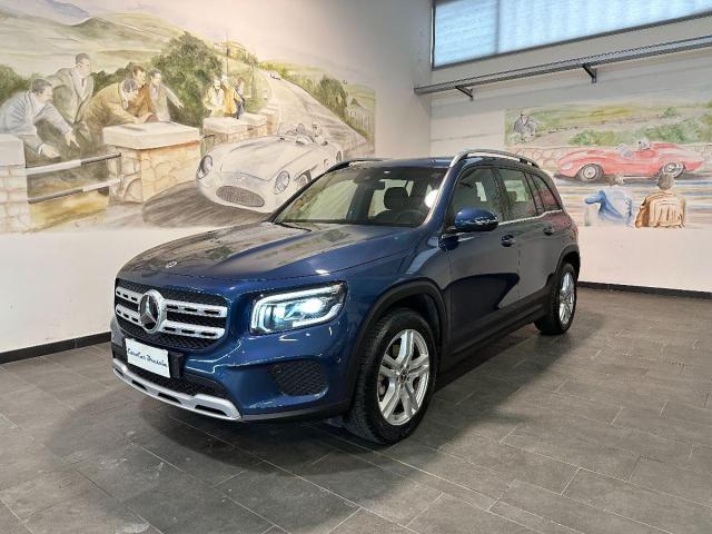 Mercedes Benz