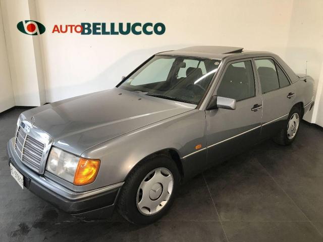 Mercedes Benz