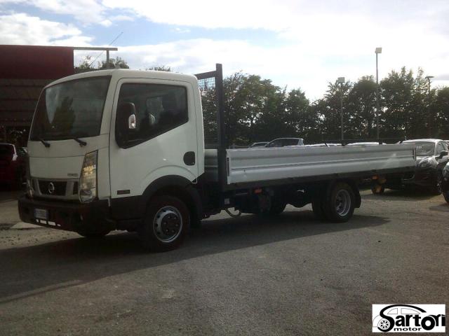 Nissan Cabstar 