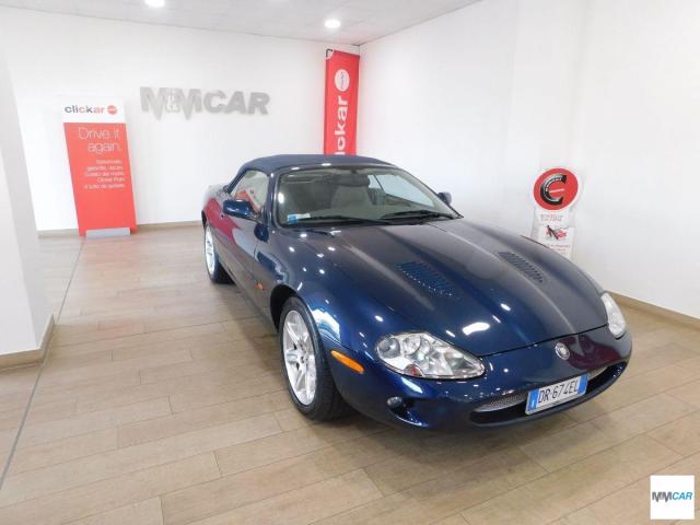 Jaguar Xk8 