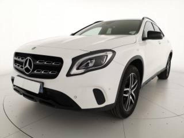 Mercedes Benz Gla 200 D Automatic Sport 