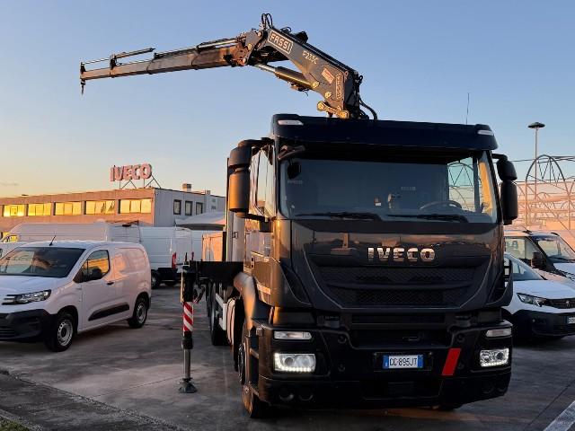 Iveco Stralis At260s46/p Gru Fassi 