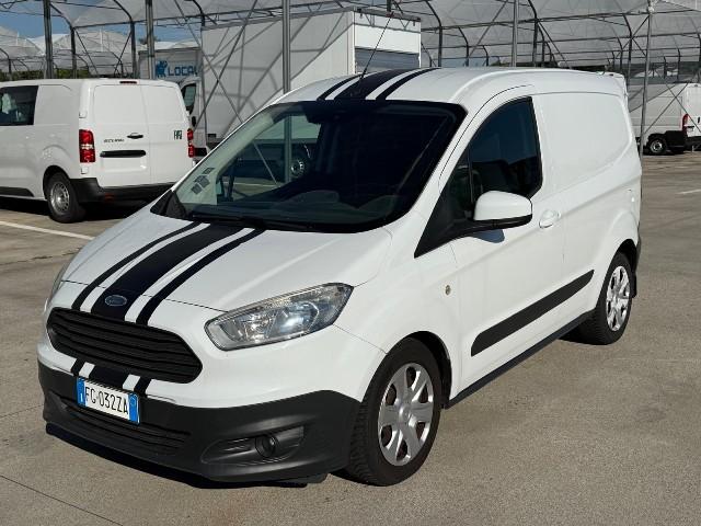 Ford Transit Courier 