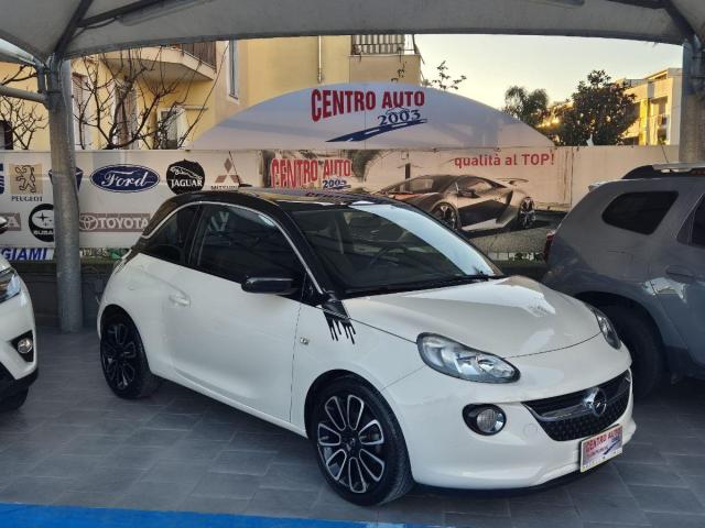 Opel Adam 