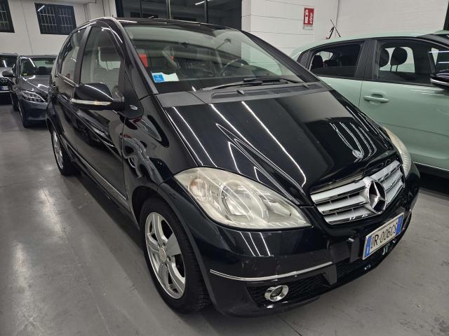 Mercedes Benz