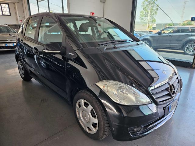 Mercedes Benz