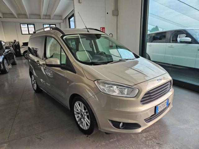 Ford Tourneo Courier 