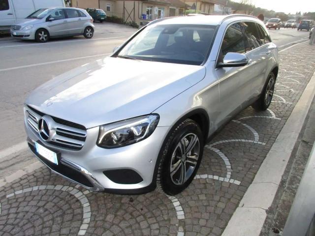 Mercedes Benz