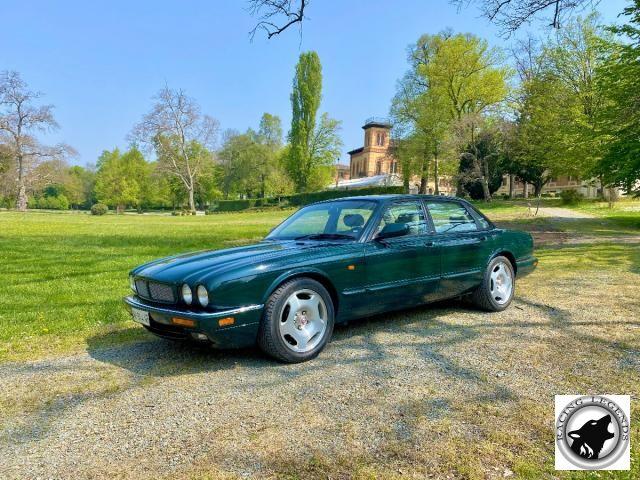 Jaguar Xjr 