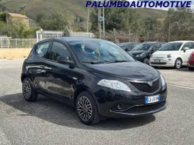 Lancia Ypsilon 1.2 69 Cv 5 Porte S&s Gold 