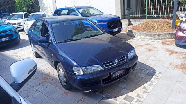 Nissan Primera 