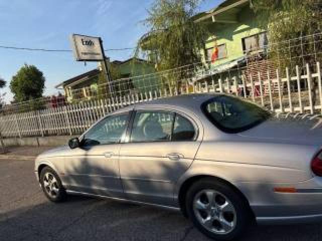 Jaguar S-Type 