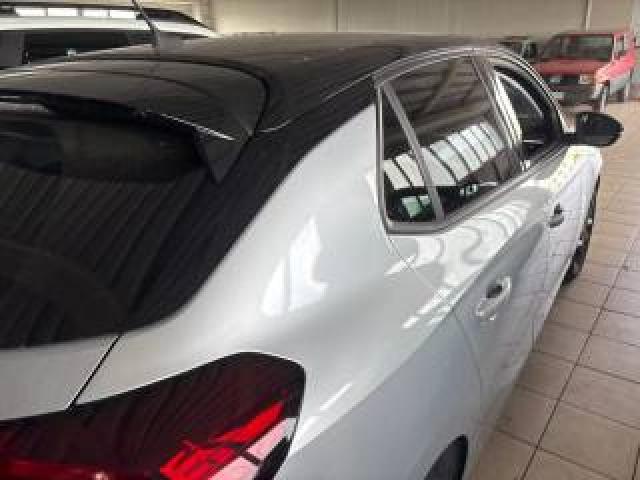 Opel Corsa 1.2 