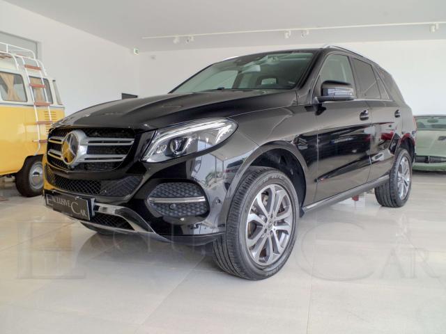 Mercedes Benz