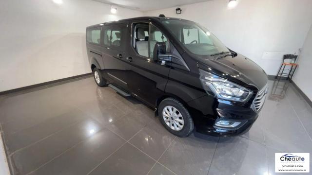 Ford Tourneo Custom 