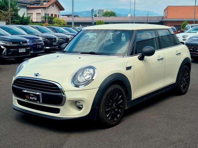 Mini