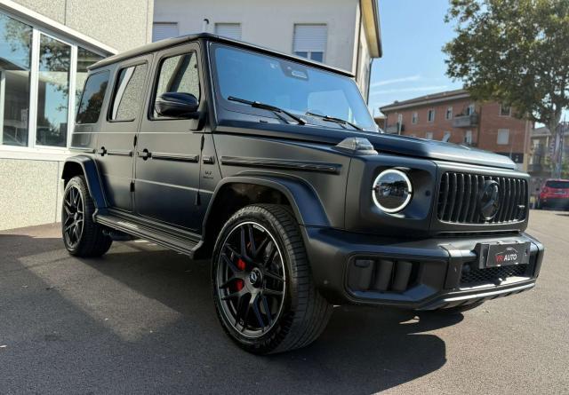 Mercedes Benz