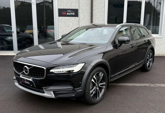 Volvo V90 