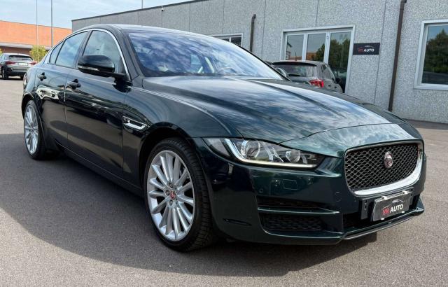 Jaguar Xe 