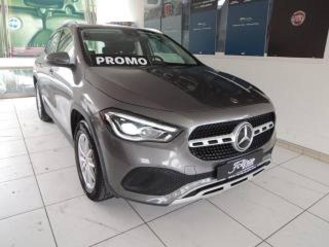 Mercedes Benz Gla 200 D Automatic Business Extra 