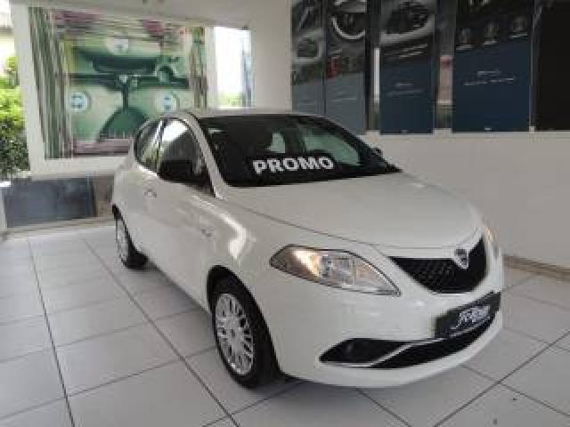 Lancia Ypsilon 1.3 Mjt 16v 95 Cv 5 Porte S&s Gold 