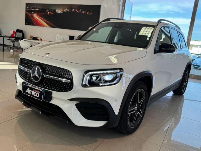 Mercedes Benz