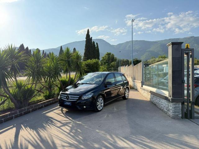 Mercedes Benz