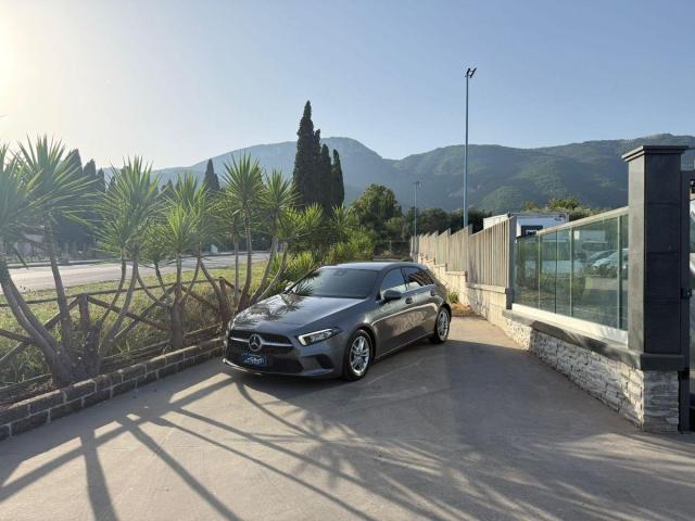 Mercedes Benz