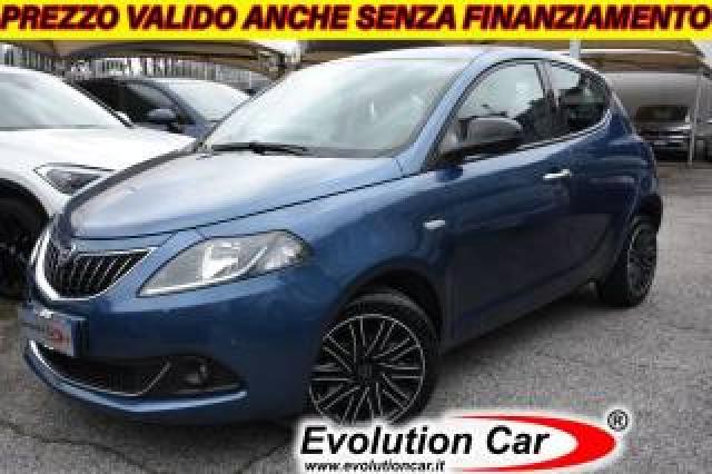 Lancia Ypsilon 1.0 Firefly 5 P. S&s Hybrid Gold **5 Posti** 