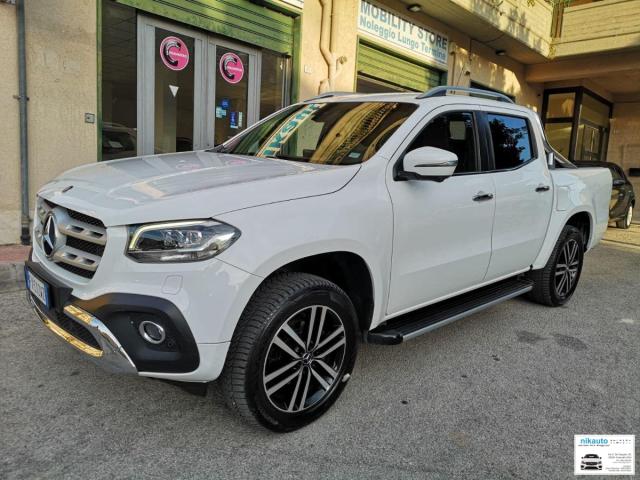 Mercedes Benz