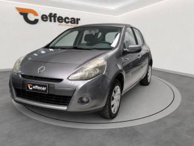 Renault Clio 1.2 16v 5 Porte Luxe 