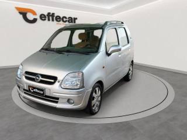 Opel Agila 1.2 16v Comfort 