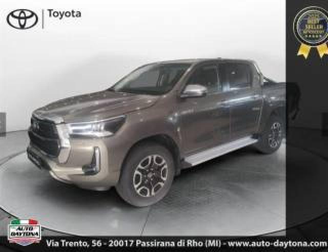 Toyota Hilux 2.4 D-4d A/t 4wd 4 Porte Double Cab Executive 