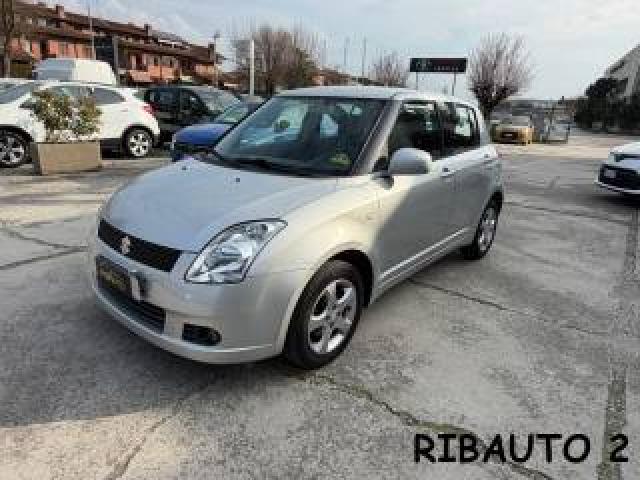 Suzuki Swift 1.3 4x4 5p. Top 