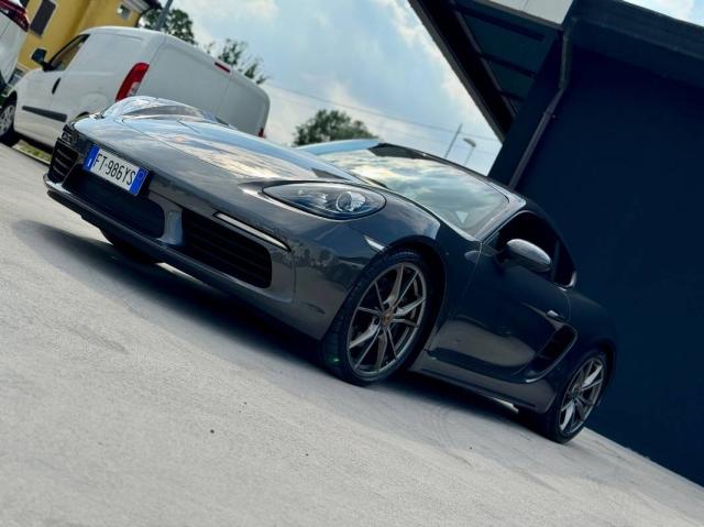 Porsche