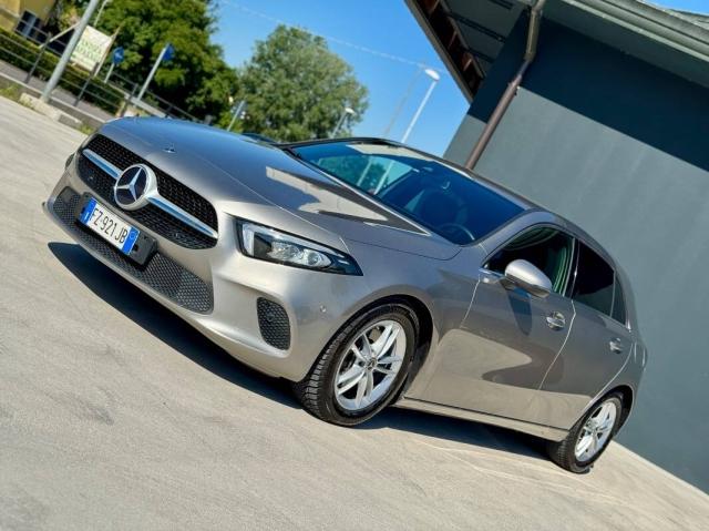 Mercedes Benz