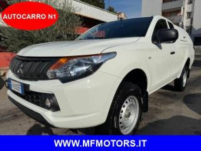 Mitsubishi L200 2.4 Di-D/154cv Club Cab Invite 