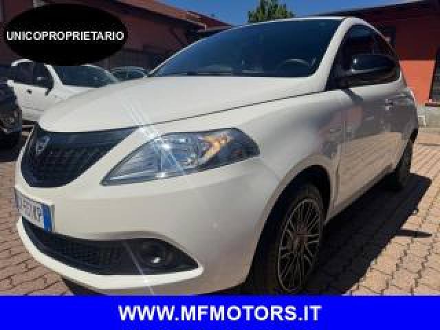 Lancia Ypsilon 1.0 Firefly 5 Porte S&s Hybrid Oro 