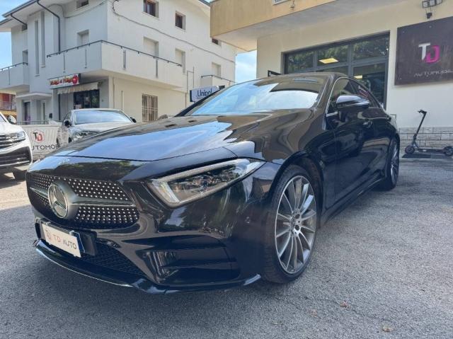 Mercedes Benz