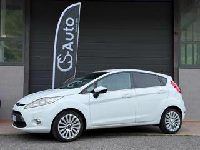 Ford Fiesta 1.4 Tdci 68cv 5 Porte Titanium 