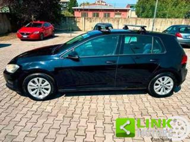 Volkswagen Golf 1.6 Tdi 5p. Highline Bluemotion  In Arrivo.... 